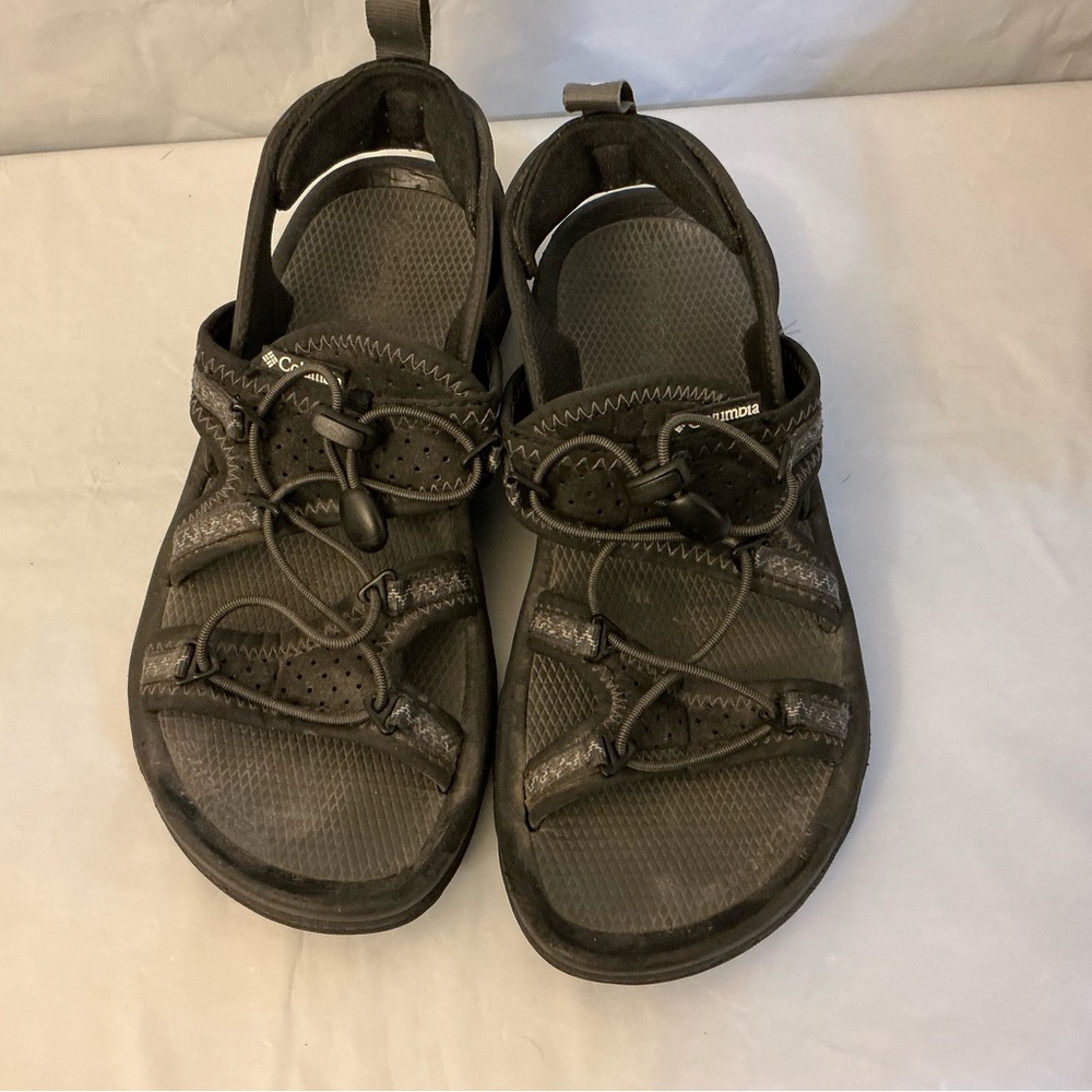 Columbia Dark Gray Omni Grip Women’s Size 5 Sandals.